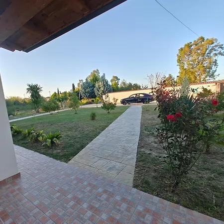 Pensionat Village Near The Fier
